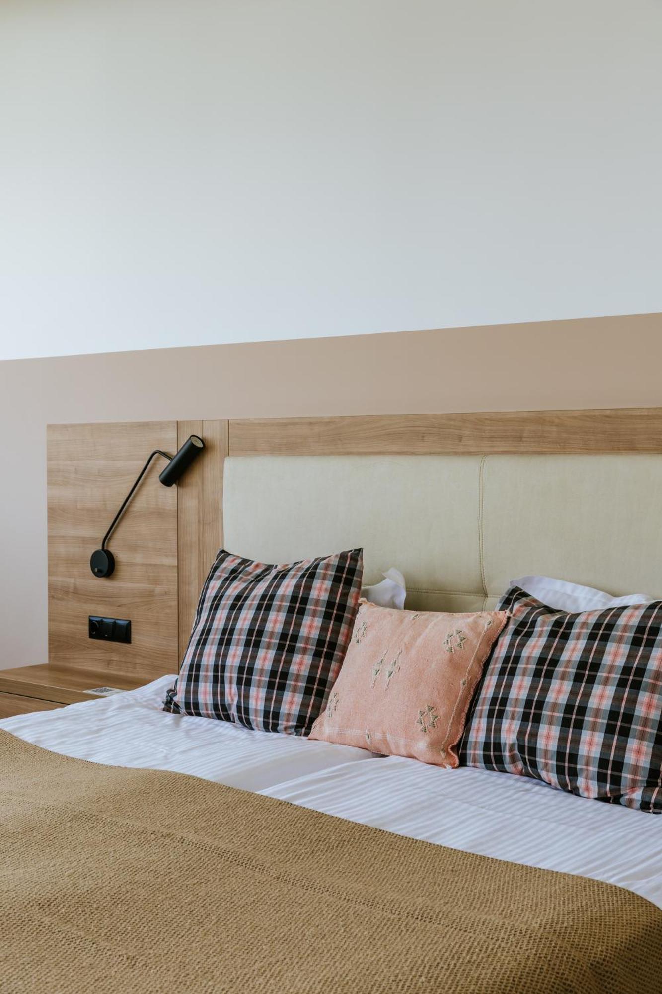 Wn Lab Hotel - Including Breakfast And Parking 소피아 외부 사진